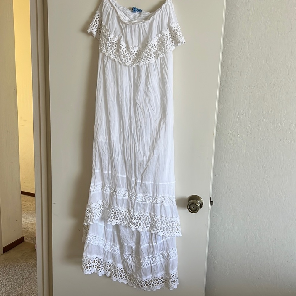 VGUC white embroidered lace off shoulder summer dress